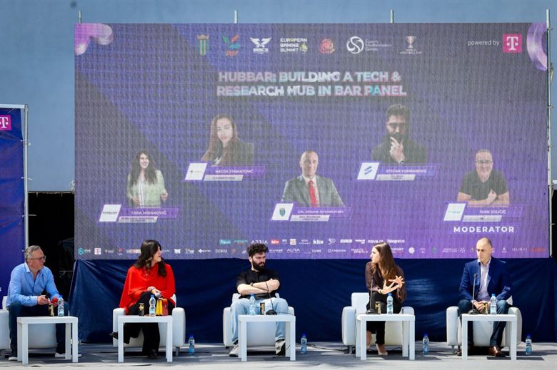 Panel „HUBBAR: kako izgraditi tehnološki i istraživački hub u Baru“ na Montenegro Future Festivalu